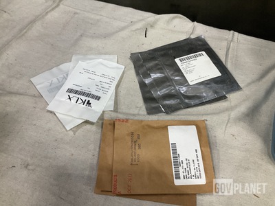 (20) Aircraft Slipper Seals, (1,041) Ring Spacers & Assorted Items