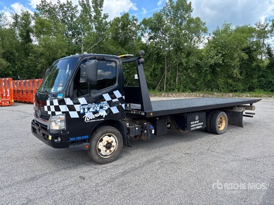 2019 Hino 195 4x2 Rollback Truck