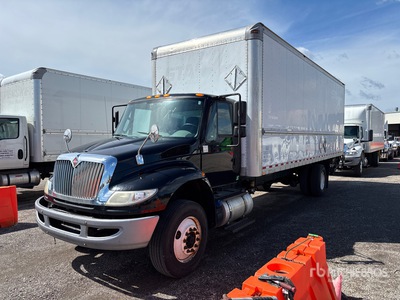 2017 International 4300 4x2 バントラック