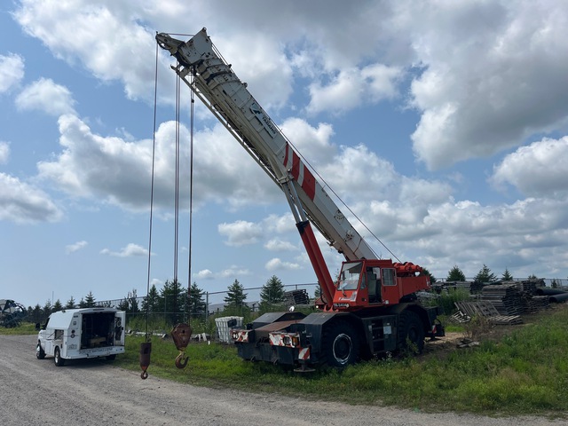 1995 Tadano TR-3404XL 34 ton 4x4x4 Rough Terrain Crane