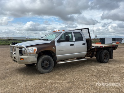 2006 Dodge Ram 3500 4x4 Crew Cab Flatbed Truck