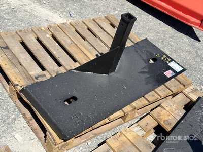2 in Acoplador de Remolque para Minicargadora (Unused)