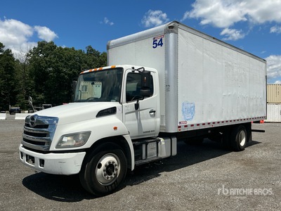 2016 Hino 268 4x2 Van Truck