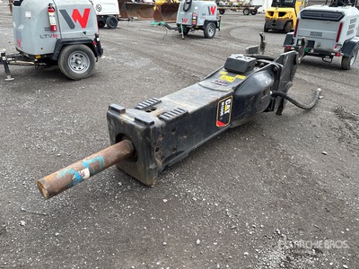 2017 Cat H130E Q/C Hydraulic Breaker