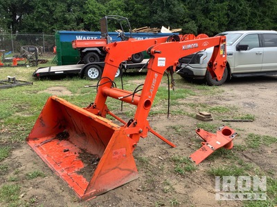 Kubota LA1154S Front Loader Attachment (Inoperable)
