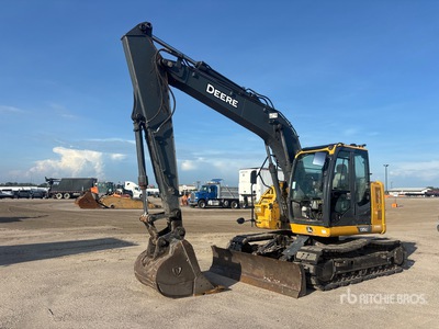 2022 John Deere 135G Tracked Excavator