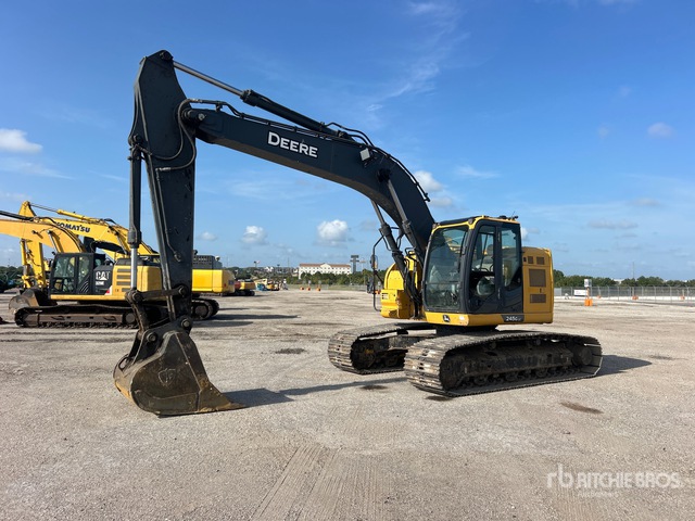 2021 John Deere 245G LC Tracked Excavator