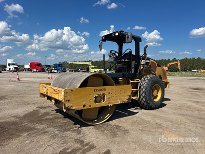 2019 Cat CS54B Vibratory Rodillo compactador