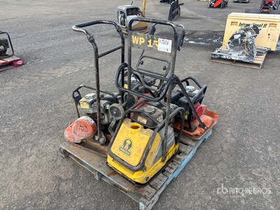 Quantity of (4) Reversible Piastre vibranti