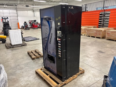 Dixie-Narco DNCB 368/216-8 Vending Machine