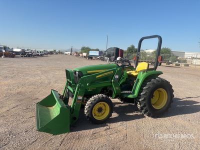 2009 John Deere 3032E Hinterradtraktor