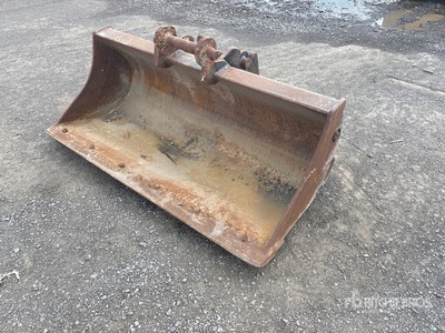 60 in Q/C Cleanup دلو حفارة - Fits Link Belt 80