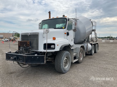2008 International 5600i 8x4 Twin-Steer Paystar Mixer Truck