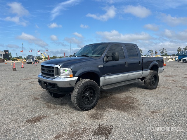2002 Ford F-250 4x4 Crew Cab Pickup