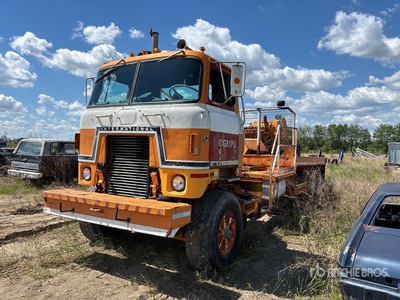1978 International COF4070B 6x4 Flatbed Truck (Inoperable)