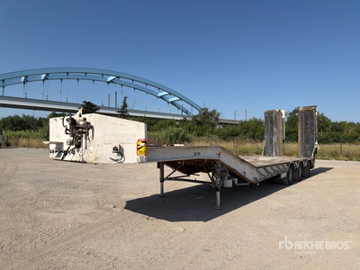 1988 Actm S44315CH 28320 kg Tri/A Semi-Remorque Porte-Engin Remorque Surbaissée