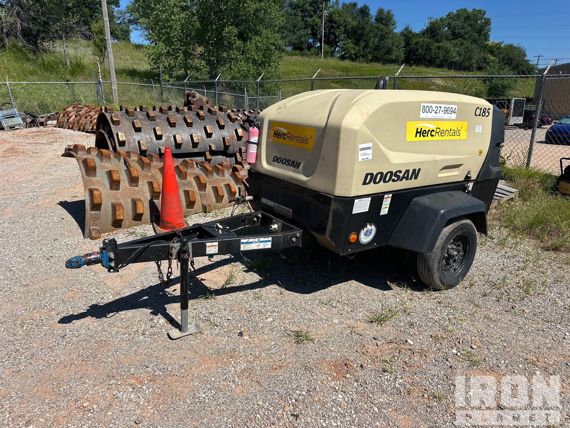 ファンドーです。 2020 Doosan C185WDO-T4F 185 cfm Mobile Air Compressor in Oklahoma