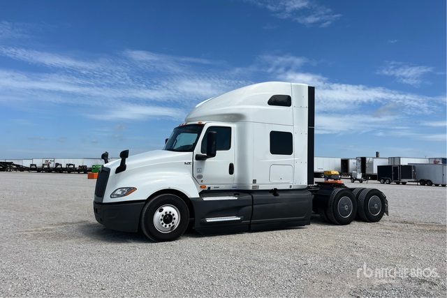 2023 International LT625 6x4 T/A Sleeper Truck Tractor