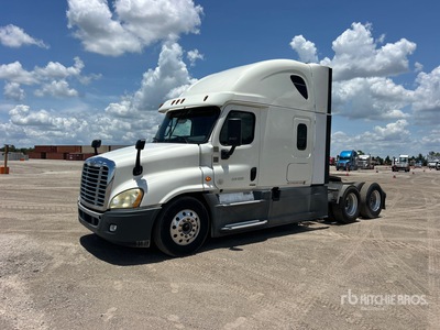 2018 Freightliner Cascadia 125 6x4 T/A Sleeper Truck Tractor