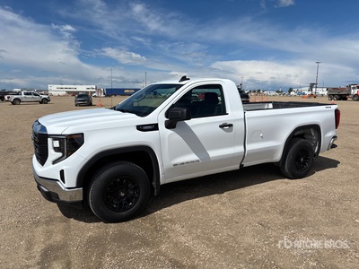 2024 GMC Sierra 1500 Pro 4x4 Pick-up