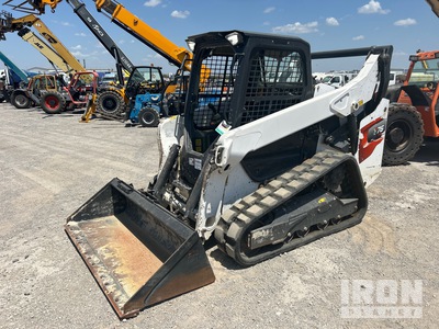 2021 Bobcat T76 لودر بجنزير