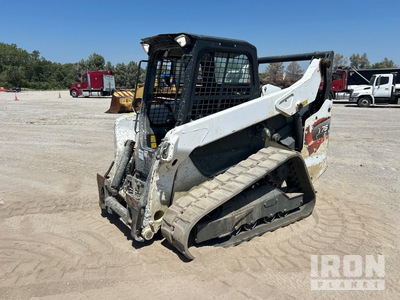 2020 Bobcat T76 を見 Compact Track Loader