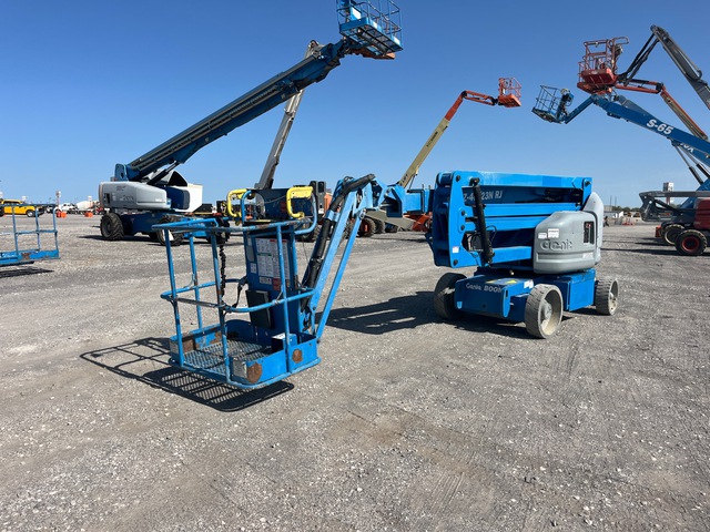 2017 Genie Z-40/23N RJ 2WD Electric Articulating Boom Lift 2017 Genie Z-40/23N RJ 2WD Electric Articulating Boom Lift