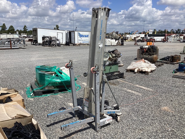 2016 Genie SLC-18 Material Hoist
