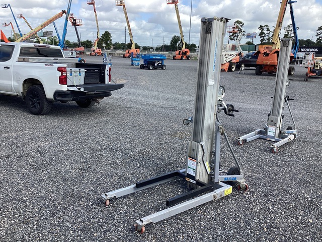 2016 Genie SLC-18 Material Hoist