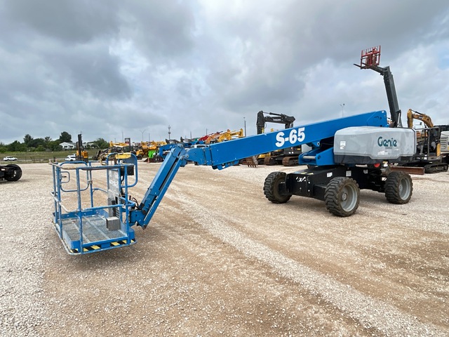 2017 Genie S-65 4WD Diesel Telescopic Boom Lift 2017 Genie S-65 4WD Diesel Telescopic Boom Lift