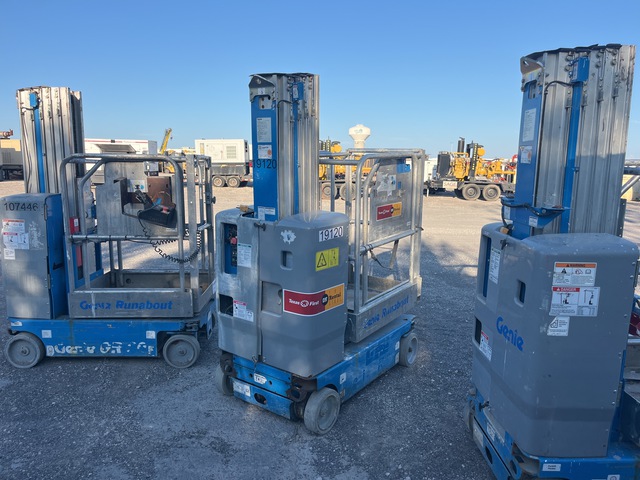 2017 Genie GR-20 Vertical Mast Lift