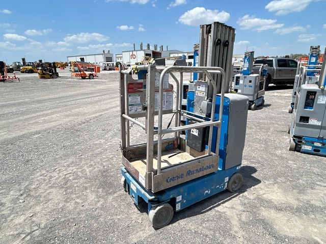2017 Genie GR-20 Vertical Mast Lift