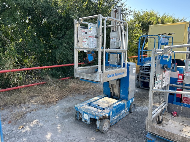 2017 Genie GR-20 Vertical Mast Lift
