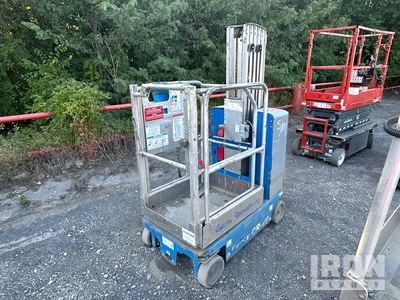 2017 Genie GR-20 Vertical Mast Lift