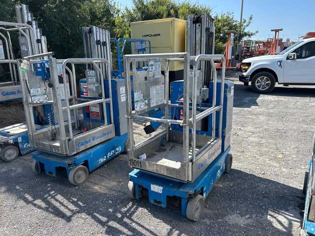 2017 Genie GR-20 Vertical Mast Lift