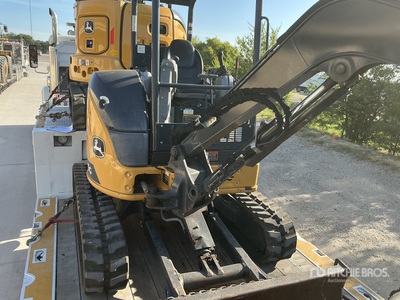 2022 John Deere 35G Minikoparka