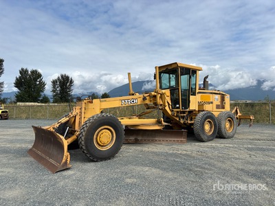 2001 John Deere 772CH AWD Motorgradermaschine
