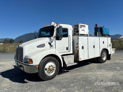 2006 Kenworth T300 4x2 サービスカー