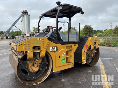 2023 Cat CB13 Compacteur à double bille