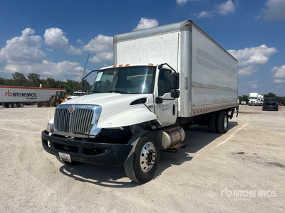 2021 International MV607 4x2 Furgonetka
