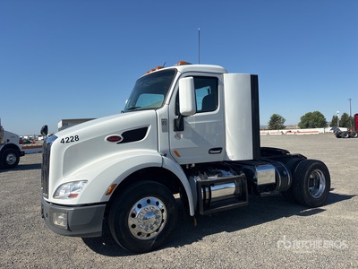 2021 Peterbilt 579 4x2 Cabeza Tractora Cabina Corta