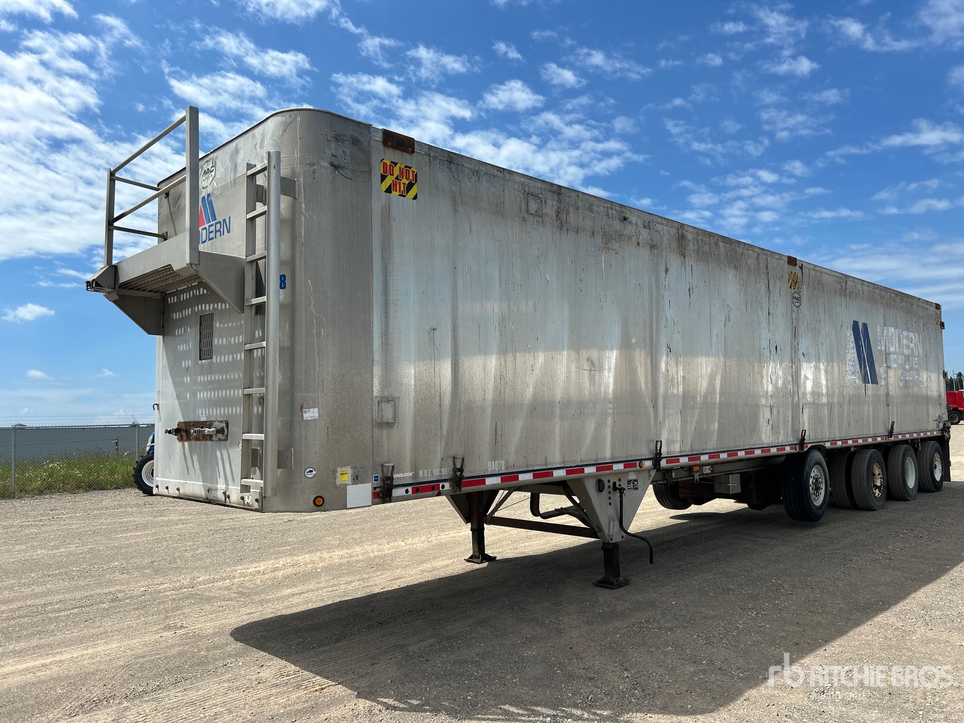 2010 MAC 53 ft Quad/A Moving Floor Trailer