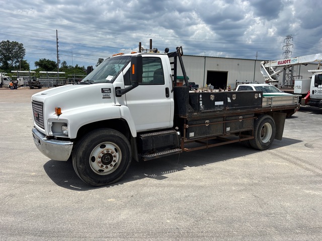 2008 GMC C7500 4x2 Flatbed Truck