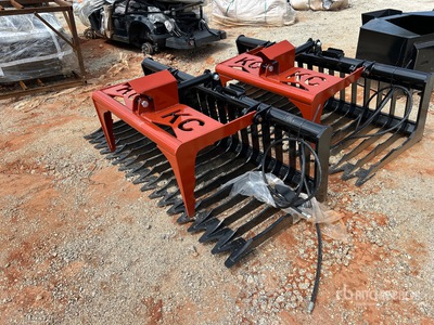 2025 Kit Containers QT-SG-S76-V3 76 in Skeleton Skid Steer Grapple (Unused)