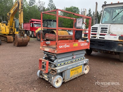 2013 Skyjack SJIII3219 Electric Scissor Lift (Inoperable)