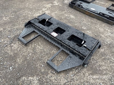 2025 Kit Containers QT-45-FF-42 42 in Fourches pour Skid Steer (Unused)