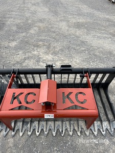 2025 Kit Containers QT-SG-S76-V3 Skid Steer Grapple (Unused)