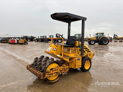2001 Super Pac 4010 Padfoot Drum Compactor