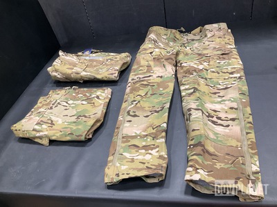 (74) Pairs of Extreme Cold Weather Trousers