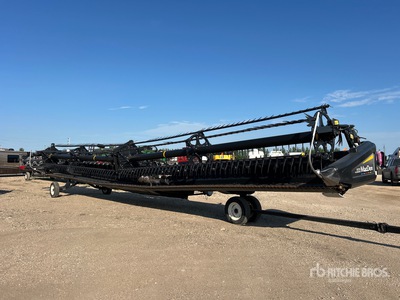 2012 MacDon FD70 45 ft Flex Draper Tête de moissonneuse-batteuse